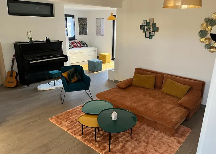 Guest house Moderne Avec Jacuzzi Nendaz